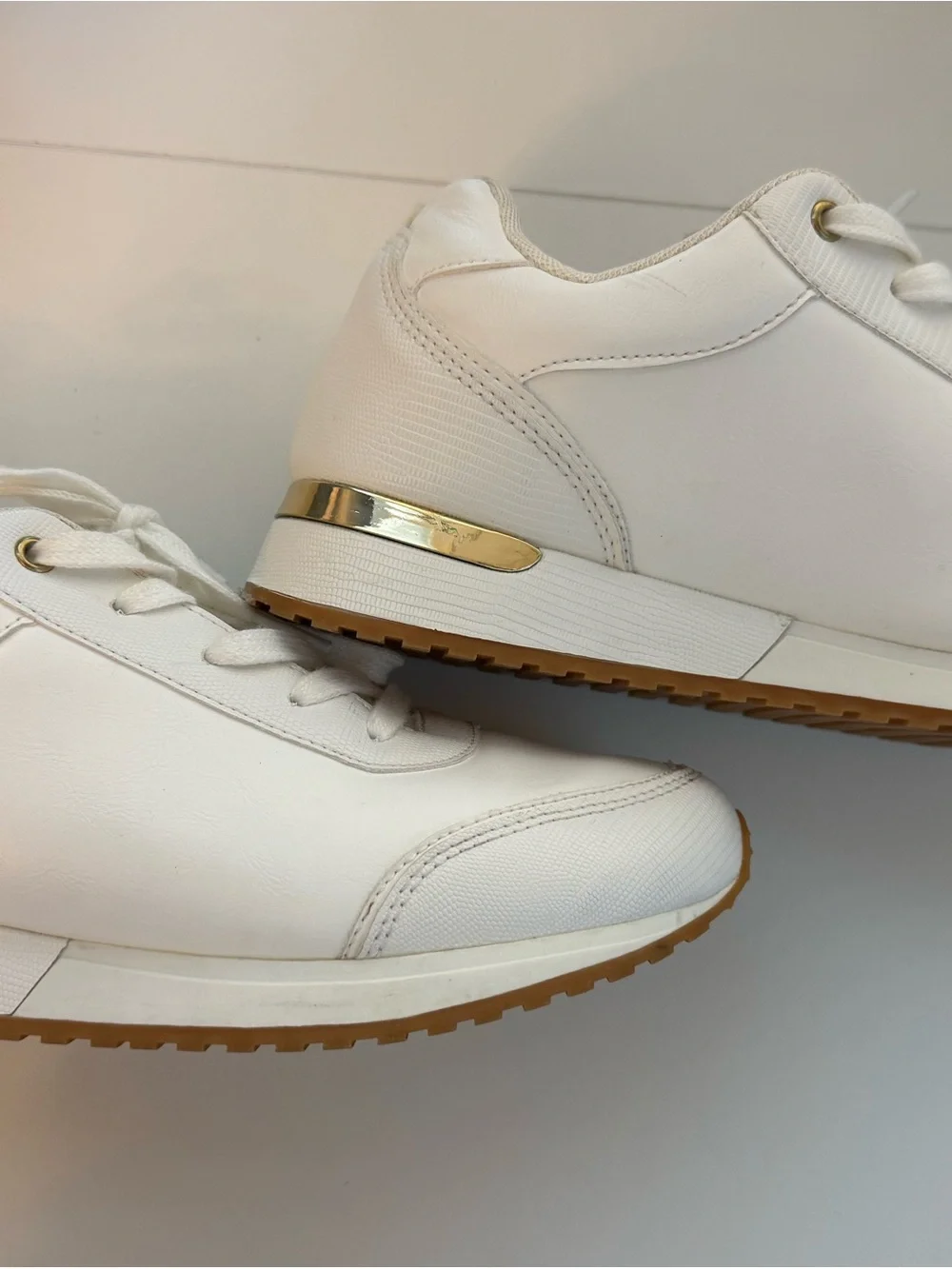 White Women's Platform Sneakers with Gold Accent, stylish, punky